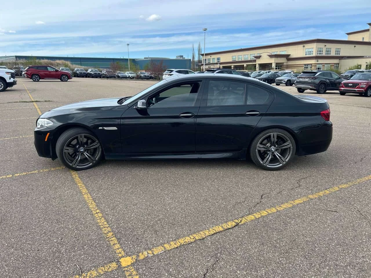 BMW 535 | HARMAN KARDON | HUD | ПОДГРЕВ | CARFAX , снимка 2 - Автомобили и джипове - 54626751