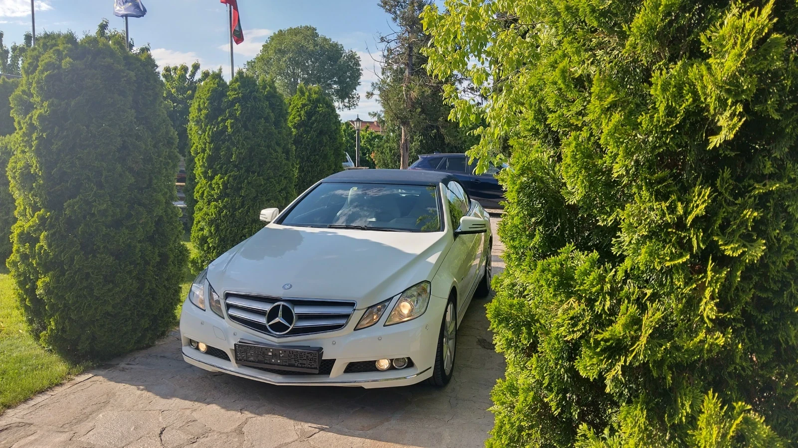 Mercedes-Benz E 220