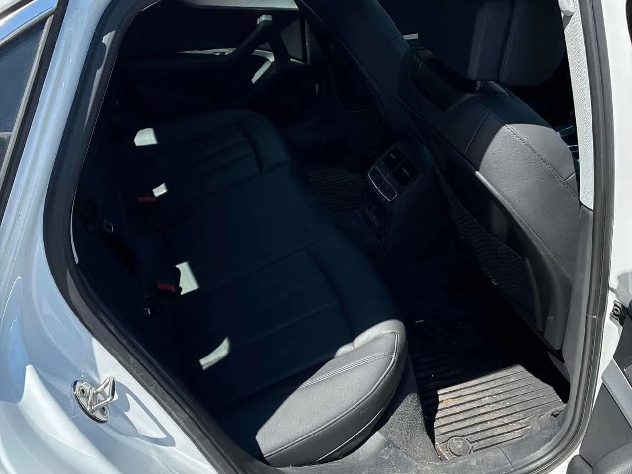 Audi A4 | Progressiv | 360 | CARFAX | ПОДГРЕВ | ШИБИДАХ | , снимка 13 - Автомобили и джипове - 54981231