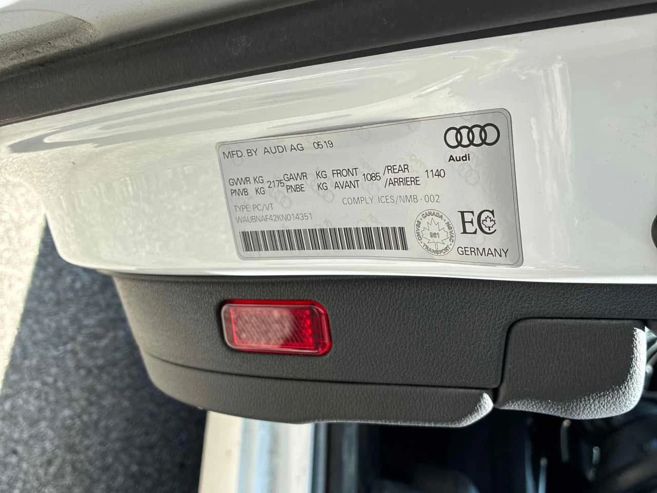 Audi A4 | Progressiv | 360 | CARFAX | ПОДГРЕВ | ШИБИДАХ | , снимка 10 - Автомобили и джипове - 54981231
