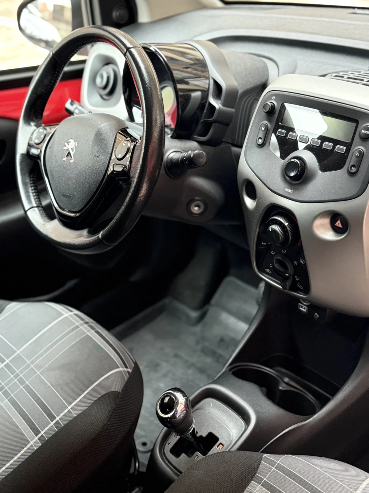 Peugeot 108, снимка 4 - Автомобили и джипове - 54988741