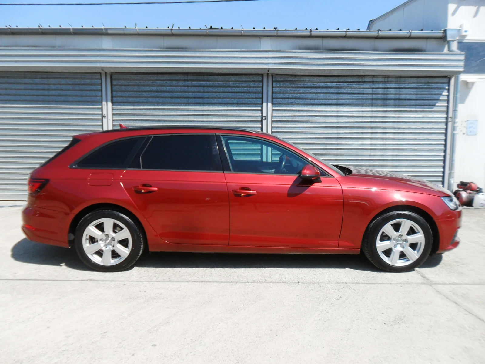 Audi A4 2, 0-TDI-AUTOMAT-ТОП, снимка 4 - Автомобили и джипове - 55629024