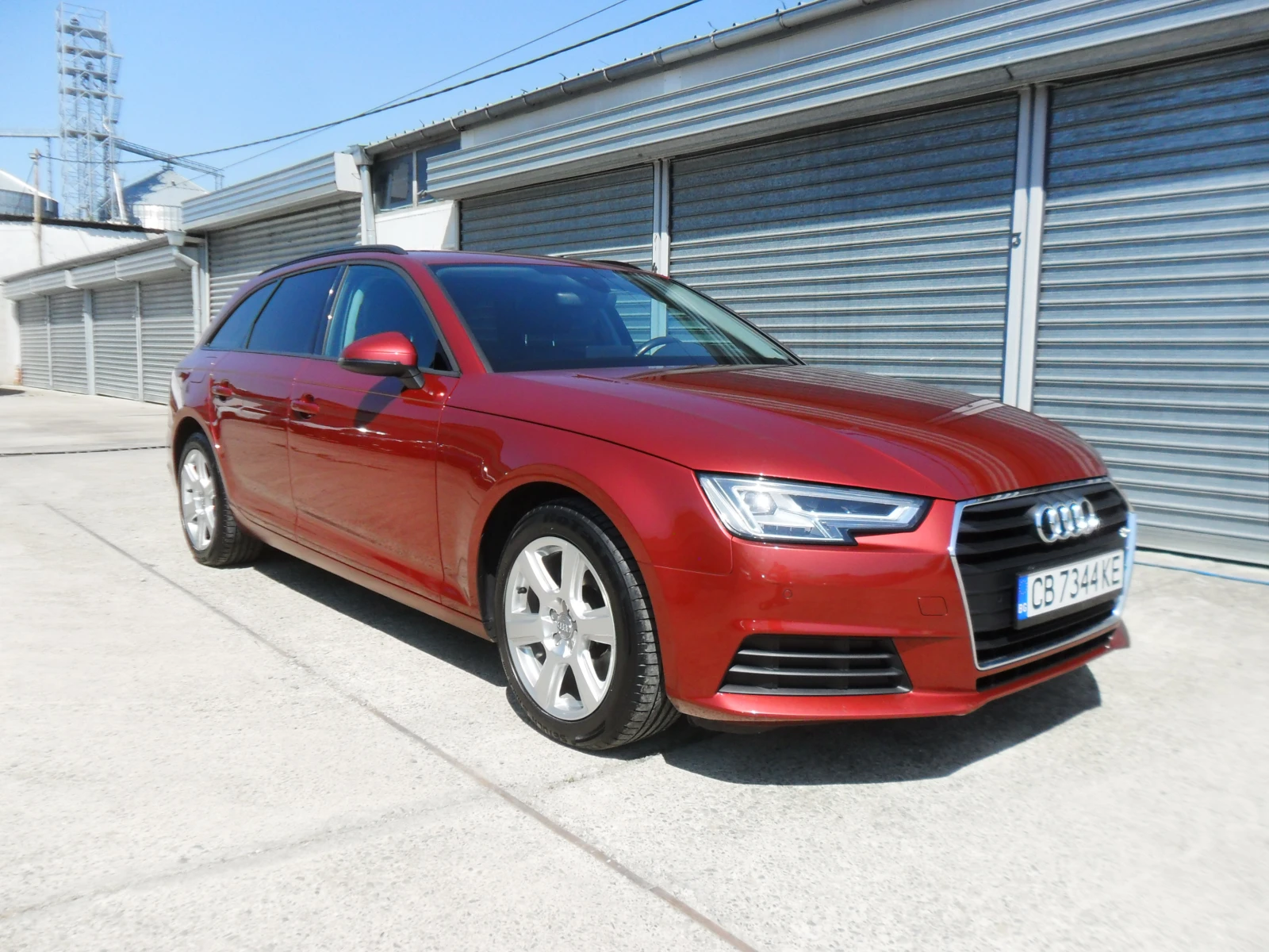 Audi A4 2, 0-TDI-AUTOMAT-ТОП, снимка 3 - Автомобили и джипове - 55629024