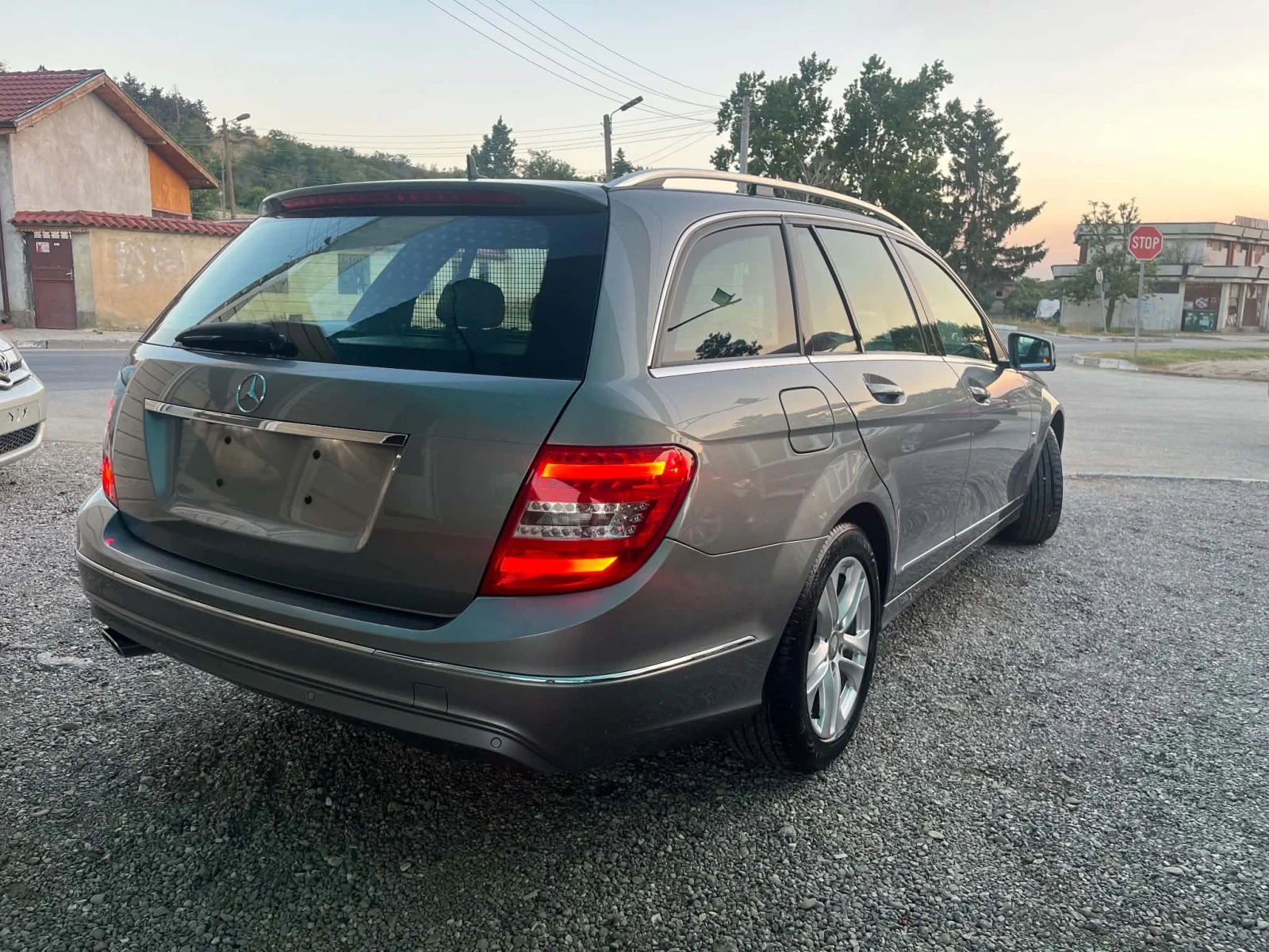 Mercedes-Benz C 250 4X4 DISTR LINEASIS HARM/KARDON, снимка 5 - Автомобили и джипове - 55675662