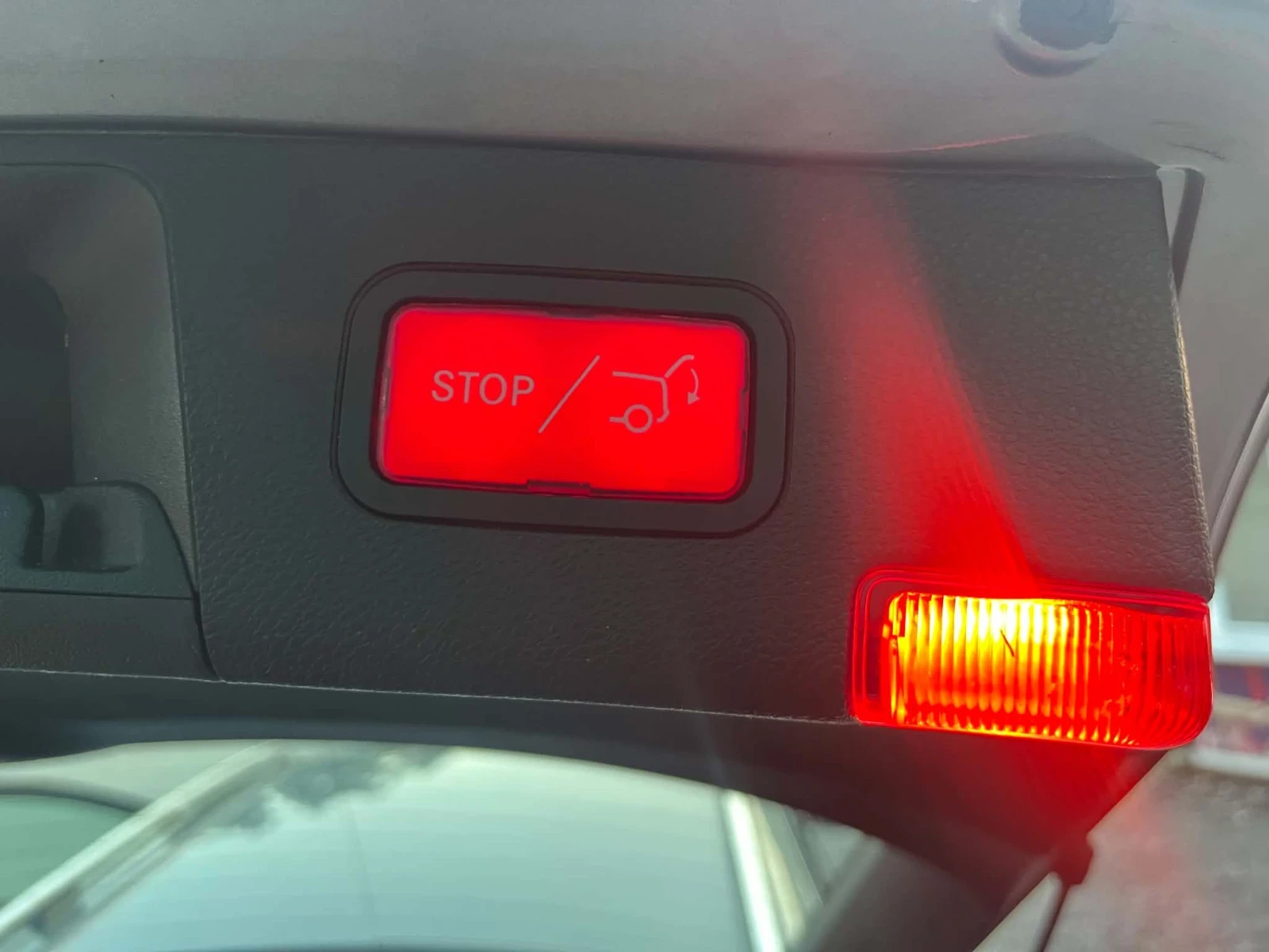 Mercedes-Benz C 250 4X4 DISTR LINEASIS HARM/KARDON, снимка 10 - Автомобили и джипове - 55675662