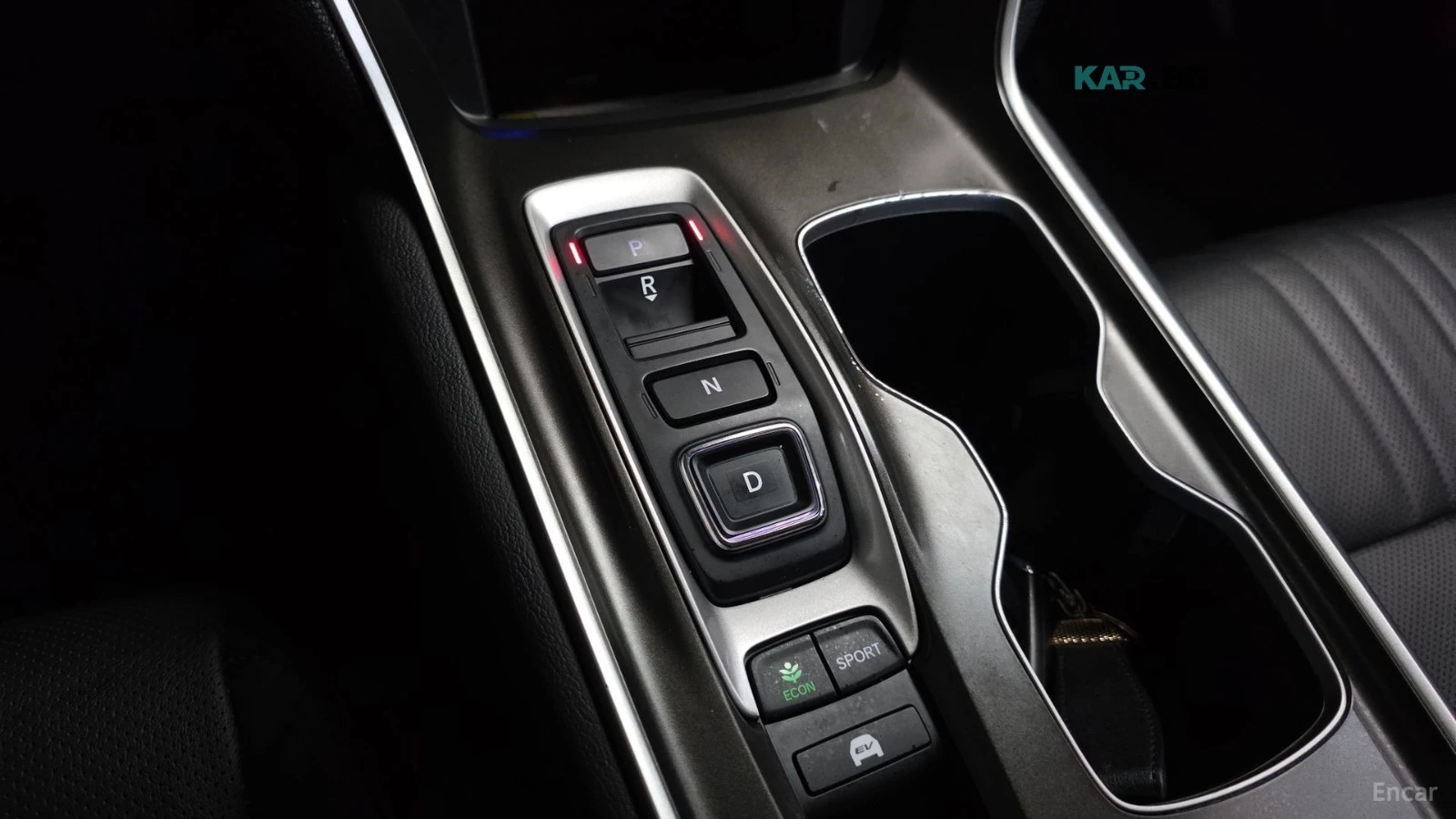 Honda Accord 2.0* HYBRID* EX-L* КОЖА* ПОДГРЕВ* ШИБИДАХ* КАМЕРА*, снимка 8 - Автомобили и джипове - 55692718