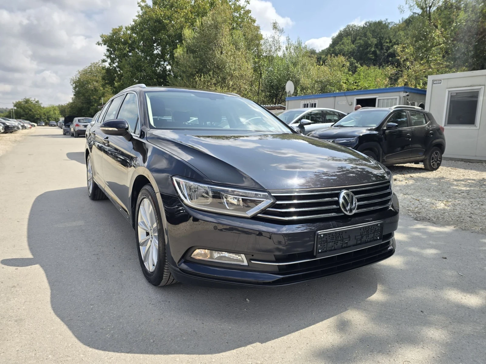 VW Passat 2.0TDI 150к.с Business DSG, снимка 2 - Автомобили и джипове - 55885231