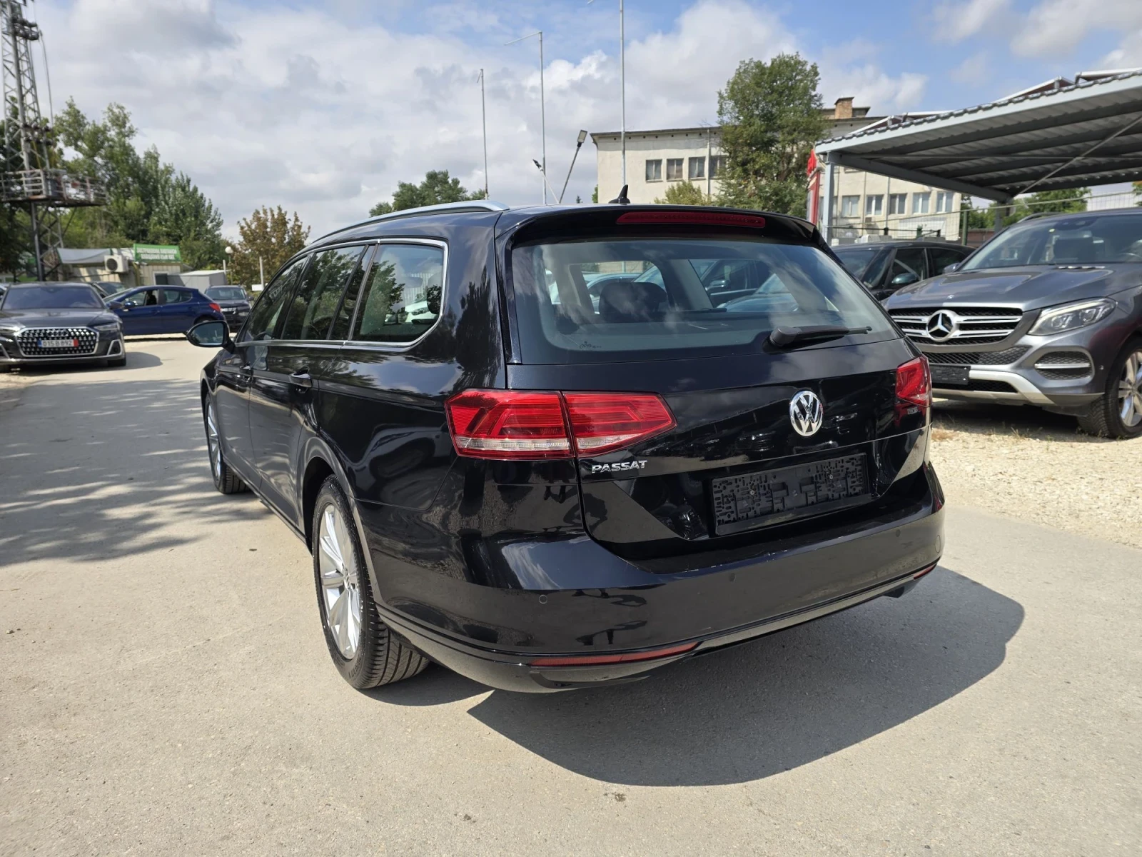 VW Passat 2.0TDI 150к.с Business DSG, снимка 3 - Автомобили и джипове - 55885231