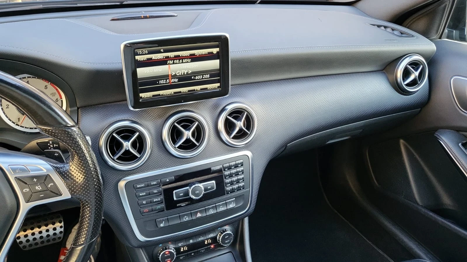 Mercedes-Benz A 220, снимка 5 - Автомобили и джипове - 55886660