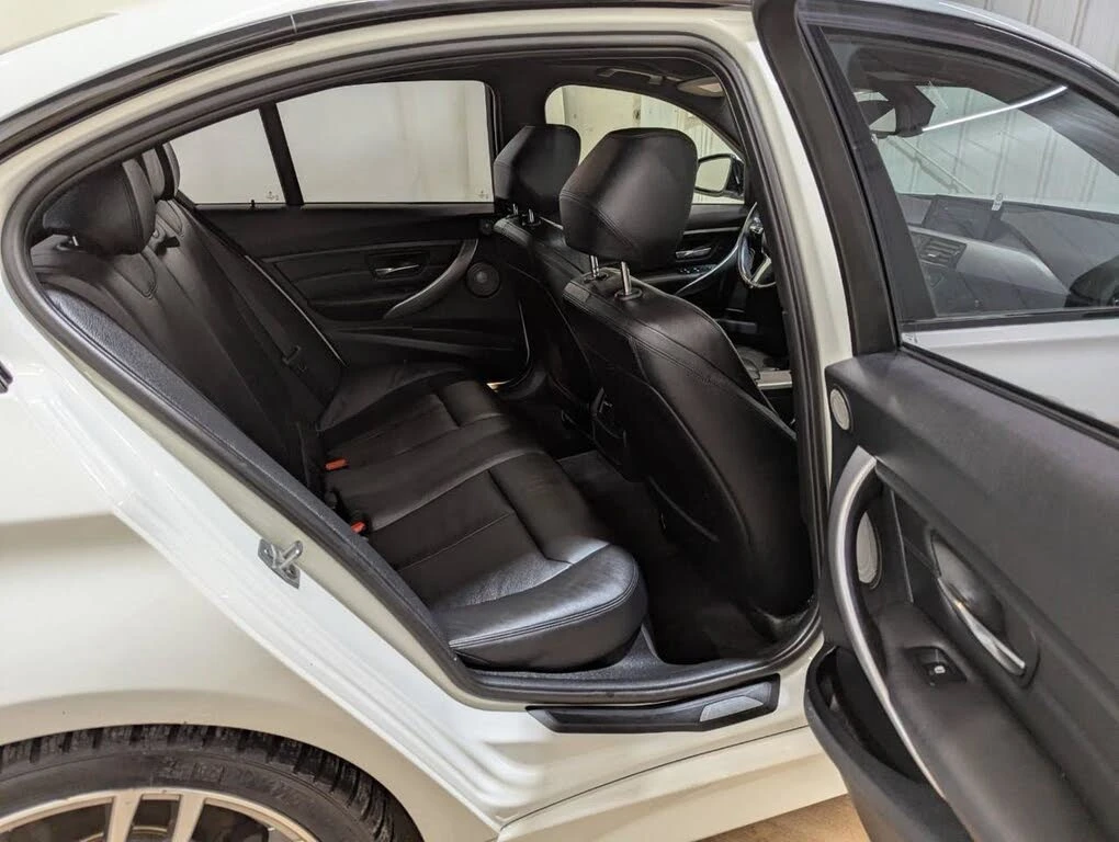 BMW 335 M* PERFORMANCE* XDRIVE* HARMON* KARDON* RECARO* , снимка 14 - Автомобили и джипове - 55988193