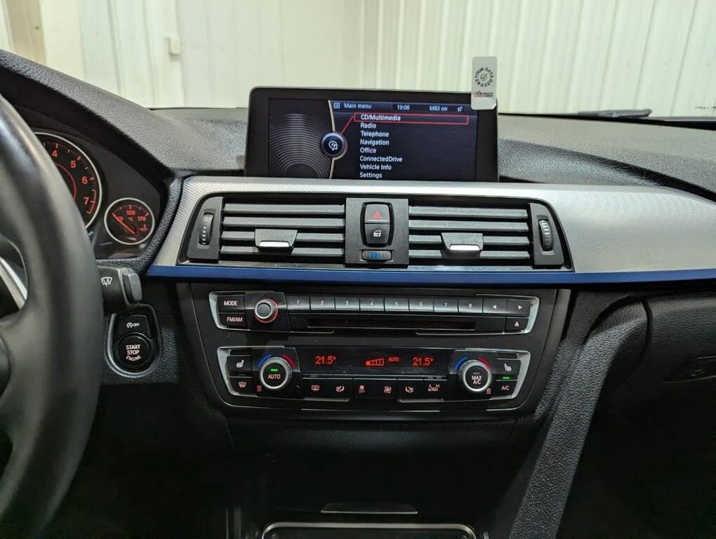BMW 335 M* PERFORMANCE* XDRIVE* HARMON* KARDON* RECARO* , снимка 10 - Автомобили и джипове - 55988193