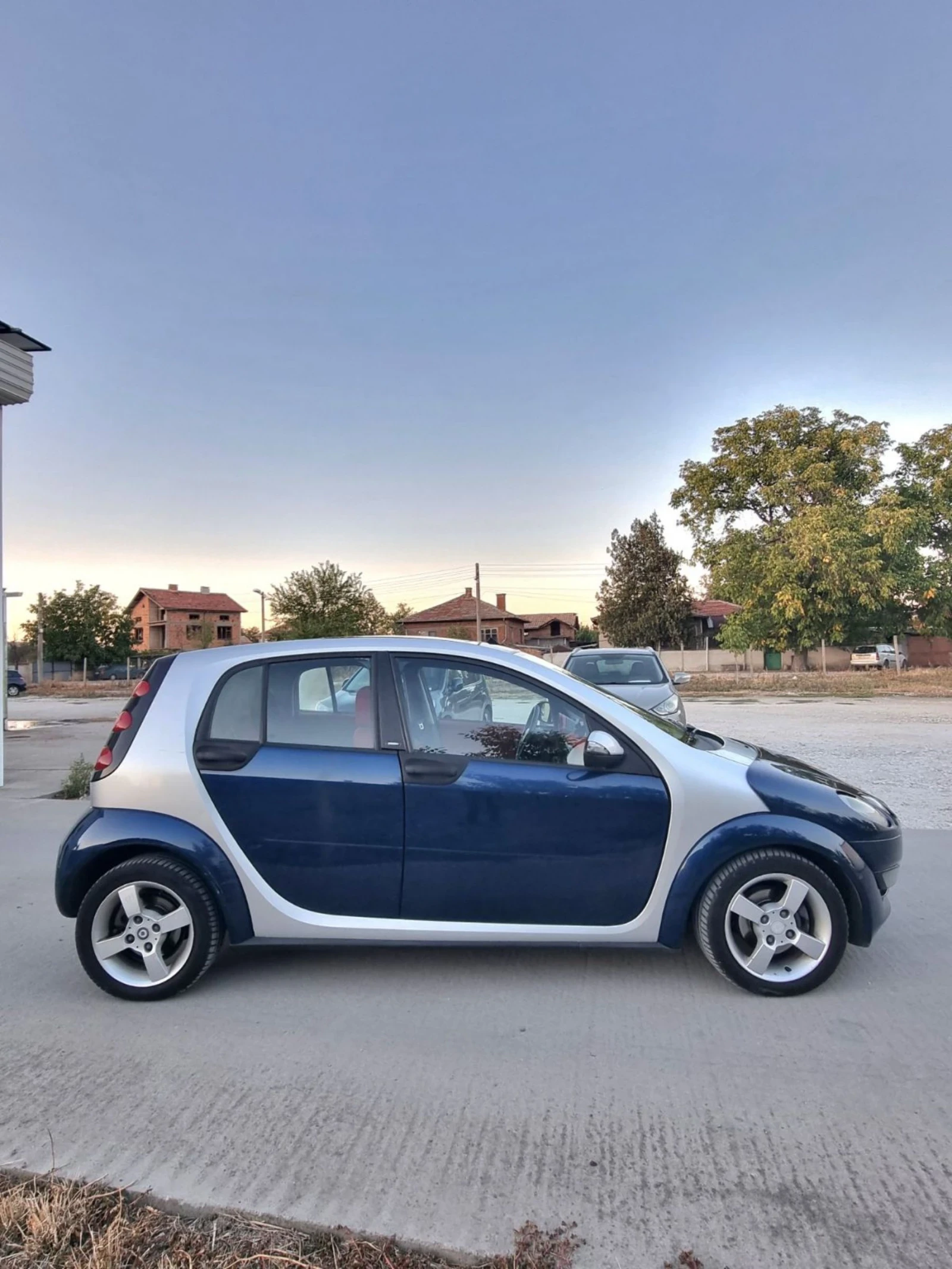 Smart Forfour 1.3, снимка 6 - Автомобили и джипове - 56348700