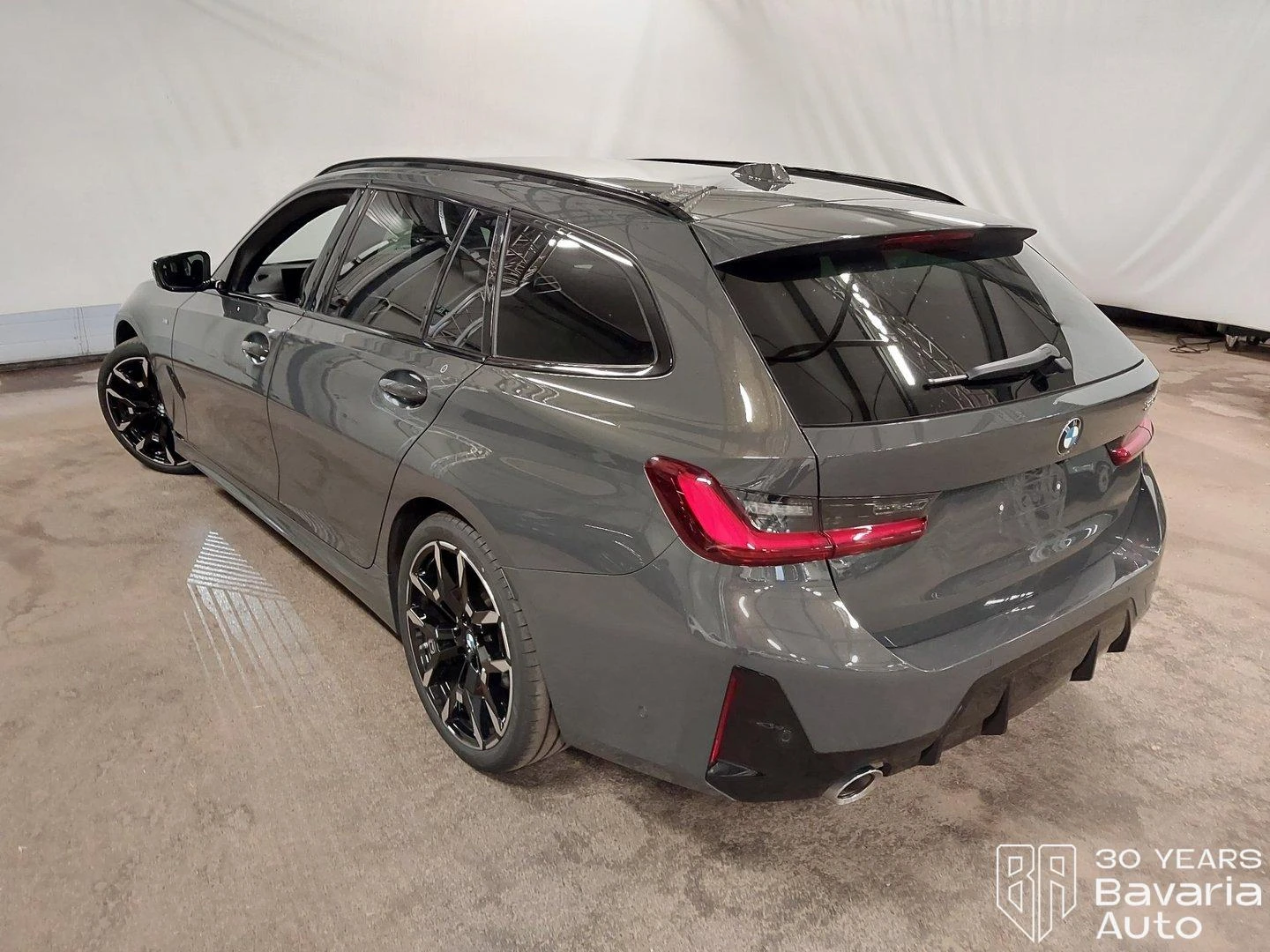 BMW 320 d Touring Sportautomatic, снимка 2 - Автомобили и джипове - 56439746