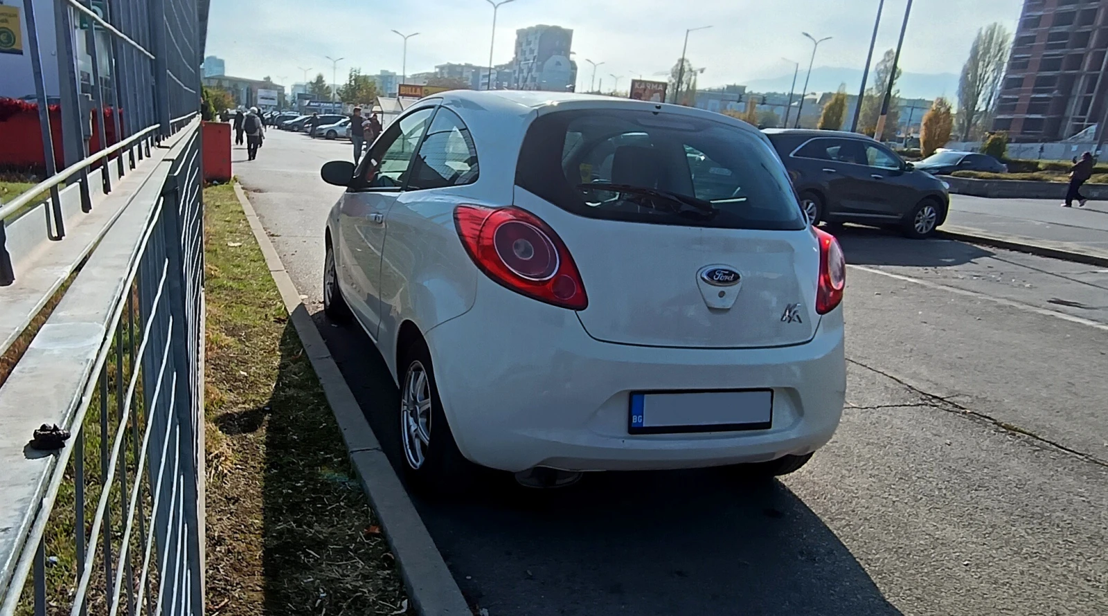 Ford Ka 1.2 i 16V, снимка 3 - Автомобили и джипове - 56665134