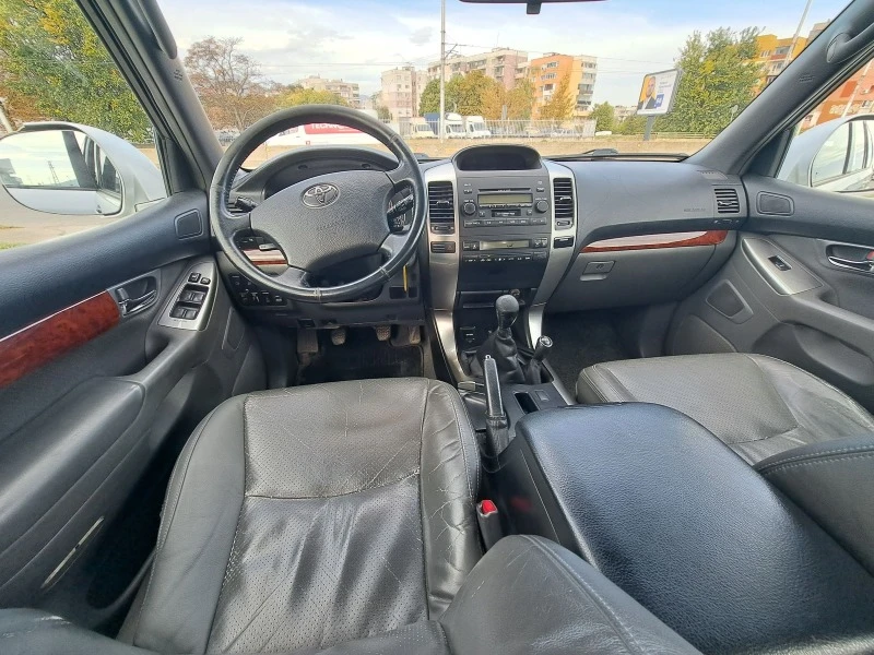 Toyota Land cruiser, снимка 4 - Автомобили и джипове - 42872274