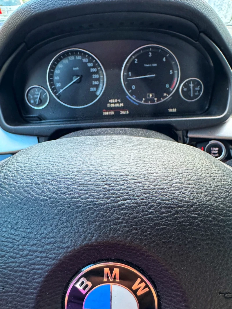 BMW X5 30d BUSINESS PACK/ ПЪЛНА СЕРВИЗНА ИСТОРИЯ, снимка 14 - Автомобили и джипове - 51409470