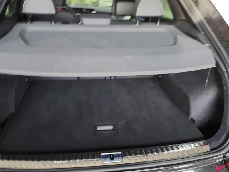 Audi Q3 * PROGRESSIV * CARFAX * БЕЗ ПЪРВОНАЧАЛНА ВНОСКА, снимка 13 - Автомобили и джипове - 53248111