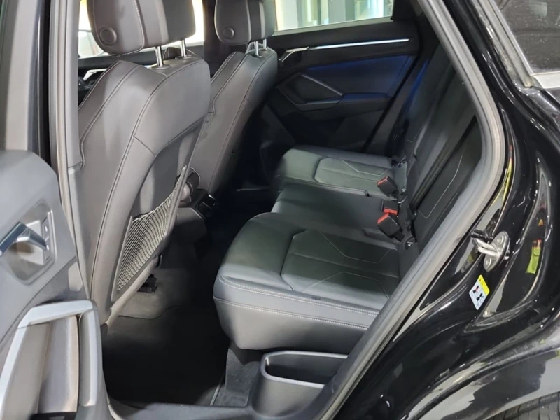 Audi Q3 * PROGRESSIV * CARFAX * БЕЗ ПЪРВОНАЧАЛНА ВНОСКА, снимка 12 - Автомобили и джипове - 53248111