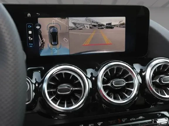 Mercedes-Benz GLA 220 d 4Matic = AMG Line = Advanced Plus Гаранция - изображение 8