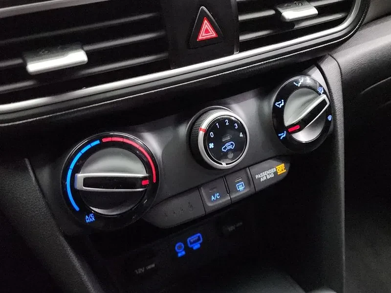 Hyundai Kona 1.6T, снимка 16 - Автомобили и джипове - 54257058