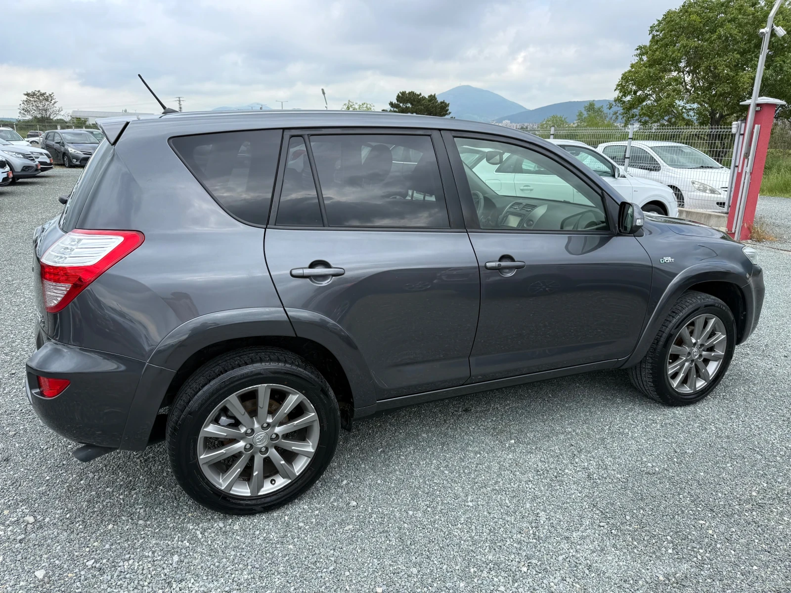 Toyota Rav4 (KATO НОВА)^(4x4) - изображение 5