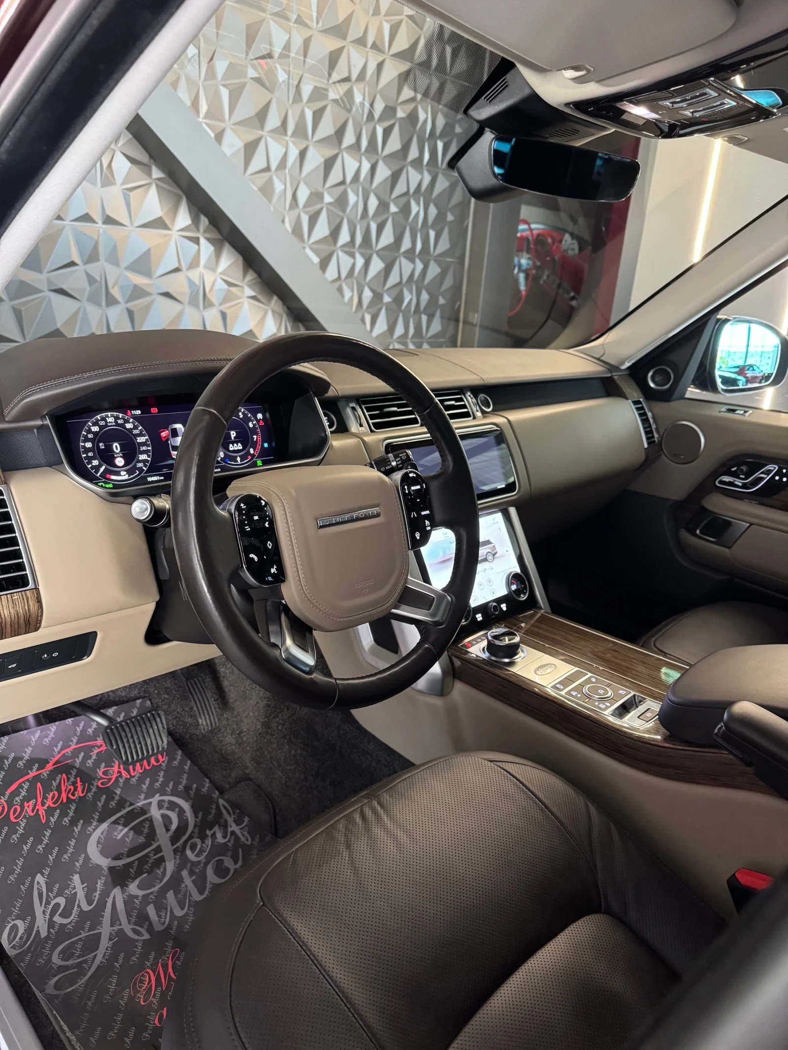 Land Rover Range rover VOGUE SUPERCHARGED V8* FULL Екстри* Панорама* TV*  - изображение 10