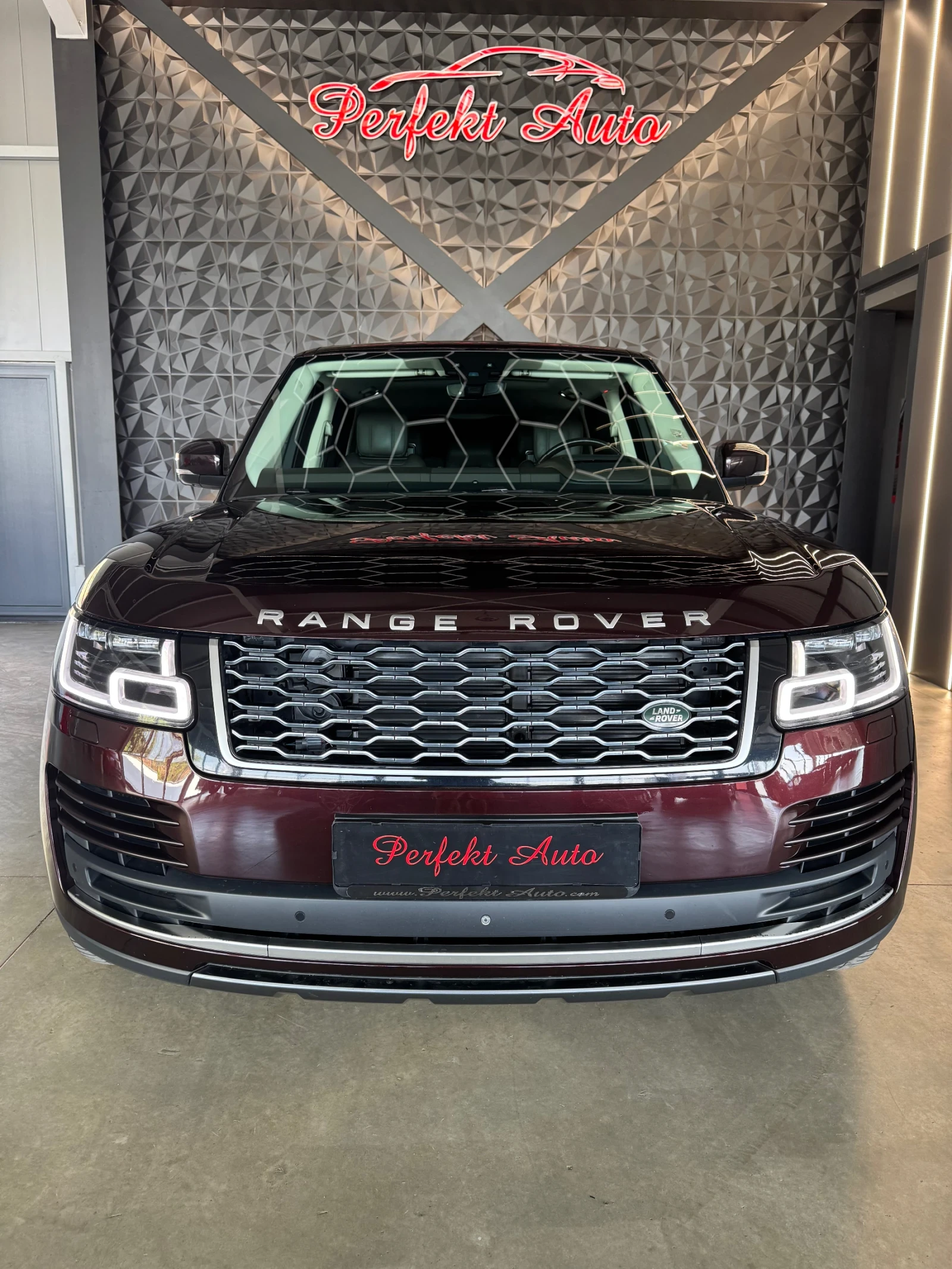 Land Rover Range rover VOGUE SUPERCHARGED V8* FULL Екстри* Панорама* TV*  - изображение 2