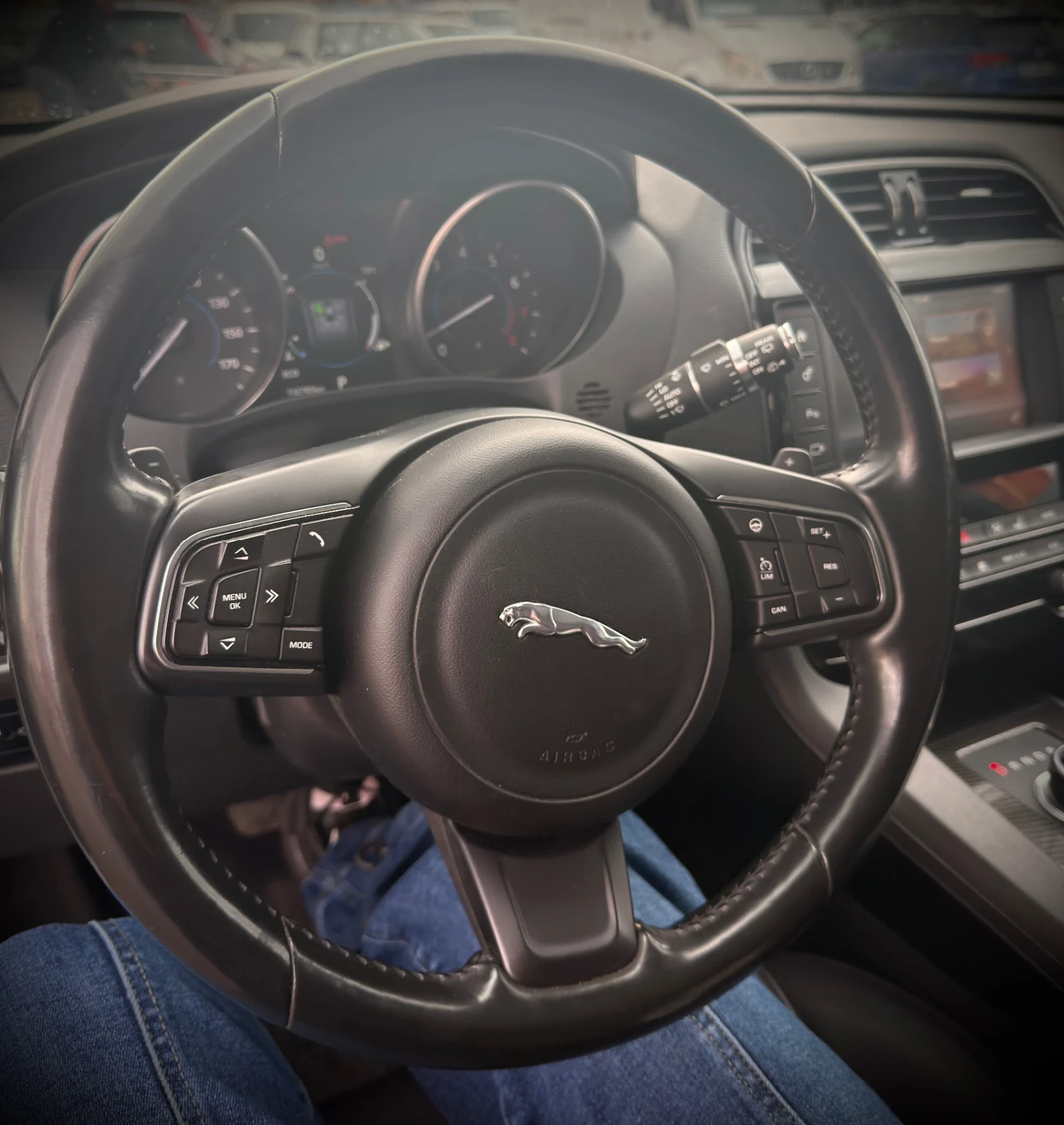 Jaguar F-PACE 3.5T AWD - изображение 9