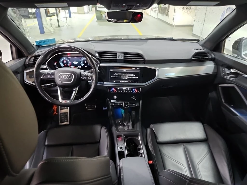 Audi Q3 * PROGRESSIV * CARFAX * БЕЗ ПЪРВОНАЧАЛНА ВНОСКА - изображение 10