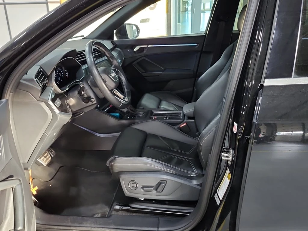 Audi Q3 * PROGRESSIV * CARFAX * БЕЗ ПЪРВОНАЧАЛНА ВНОСКА - изображение 5