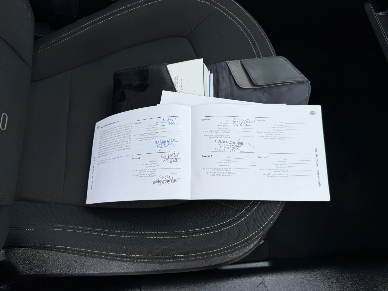 Kia Sportage 2.0 CRDI 4X4(КАТО НОВ), снимка 16 - Автомобили и джипове - 54037554