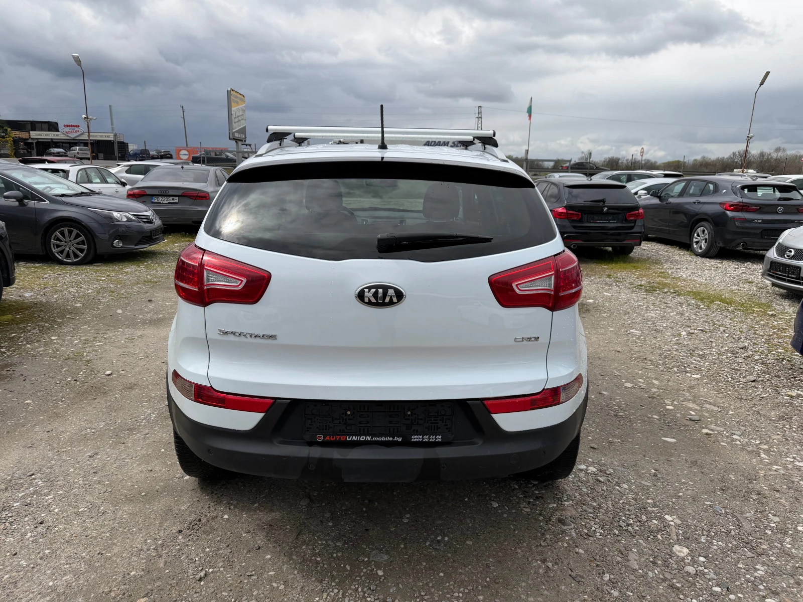 Kia Sportage 2.0 CRDI 4X4(КАТО НОВ), снимка 6 - Автомобили и джипове - 54037554