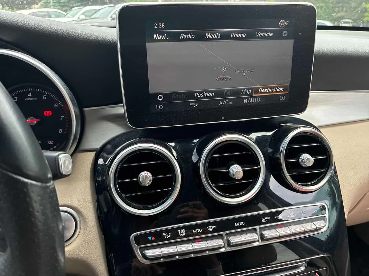 Mercedes-Benz GLC 300 * ПРЕДСТАВИТЕЛСТВО * КАМЕРА * ПОДГРЕВ * ПАМЕТ, снимка 9 - Автомобили и джипове - 54896335