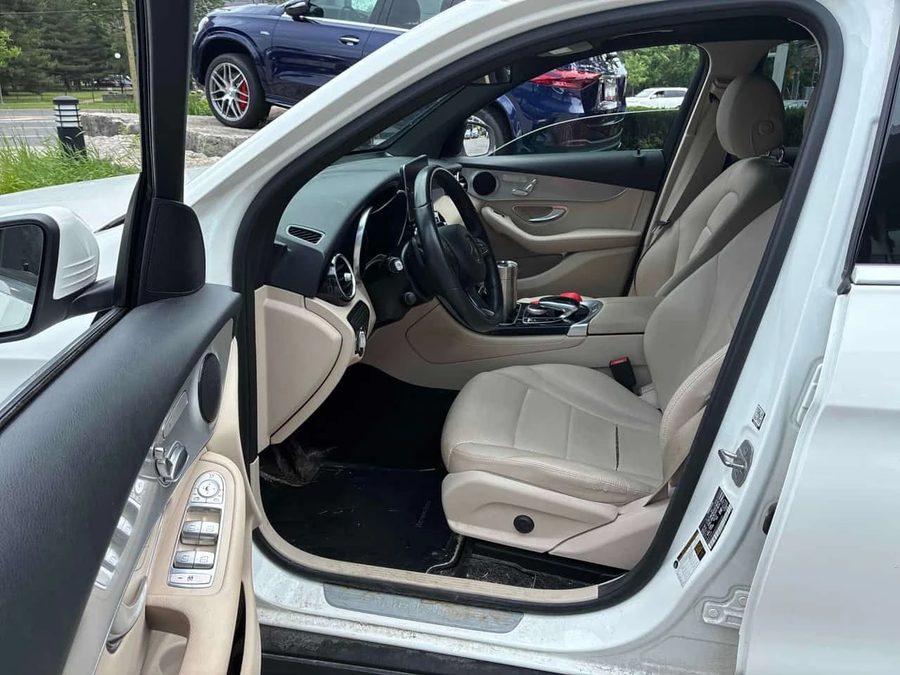 Mercedes-Benz GLC 300 * ПРЕДСТАВИТЕЛСТВО * КАМЕРА * ПОДГРЕВ * ПАМЕТ, снимка 5 - Автомобили и джипове - 54896335