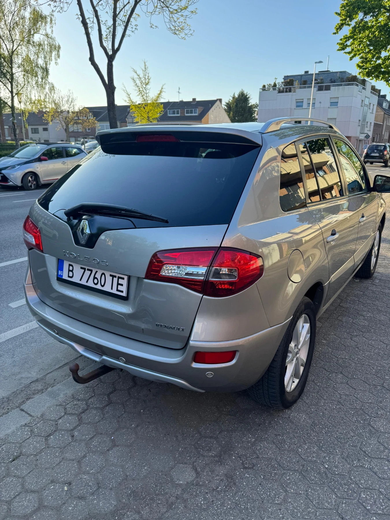 Renault Koleos 2.0 4?4 , снимка 5 - Автомобили и джипове - 55416774