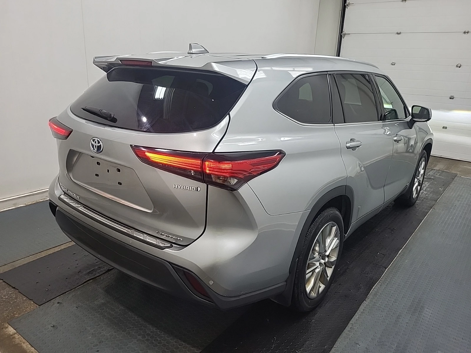 Toyota Highlander HYBRID LIMITED * * AWD * * CARFAX * * АВТО КРЕДИТ , снимка 6 - Автомобили и джипове - 55617480