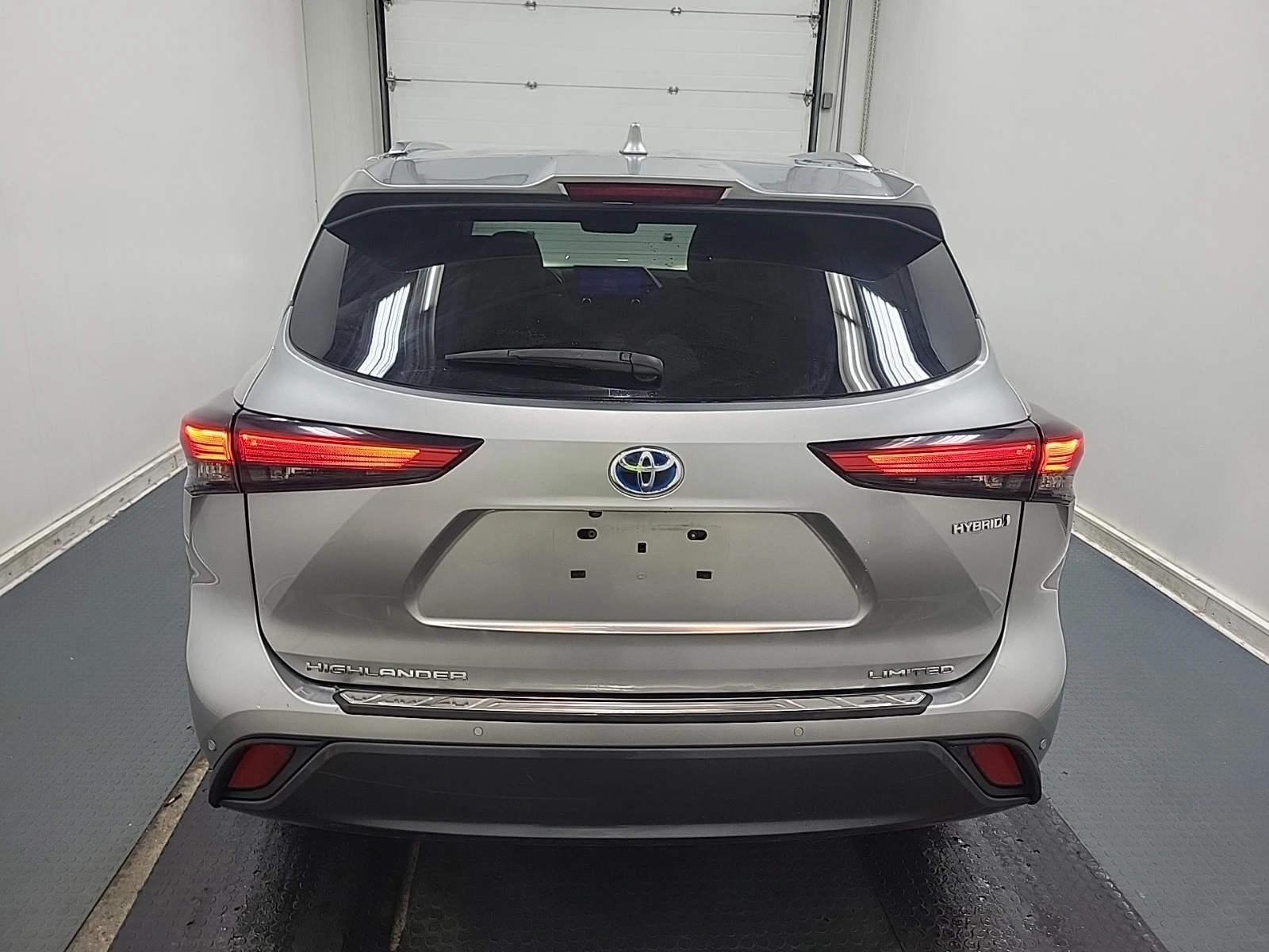 Toyota Highlander HYBRID LIMITED * * AWD * * CARFAX * * АВТО КРЕДИТ , снимка 5 - Автомобили и джипове - 55617480