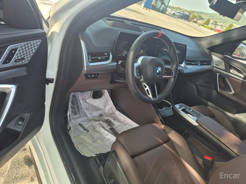 BMW X1 M35i* HARMON* KARDON* ХЕДЪП* 360КАМЕРА* , снимка 6 - Автомобили и джипове - 55848682