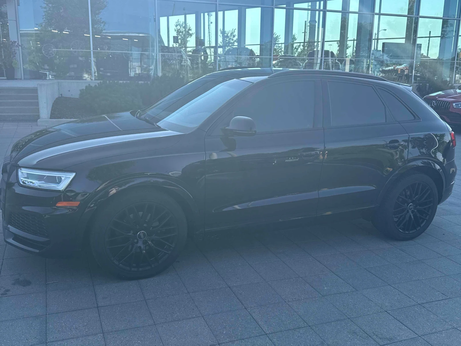 Audi Q3  Technik S-line / BOSE / Carfax / Автокредит , снимка 2 - Автомобили и джипове - 55967505