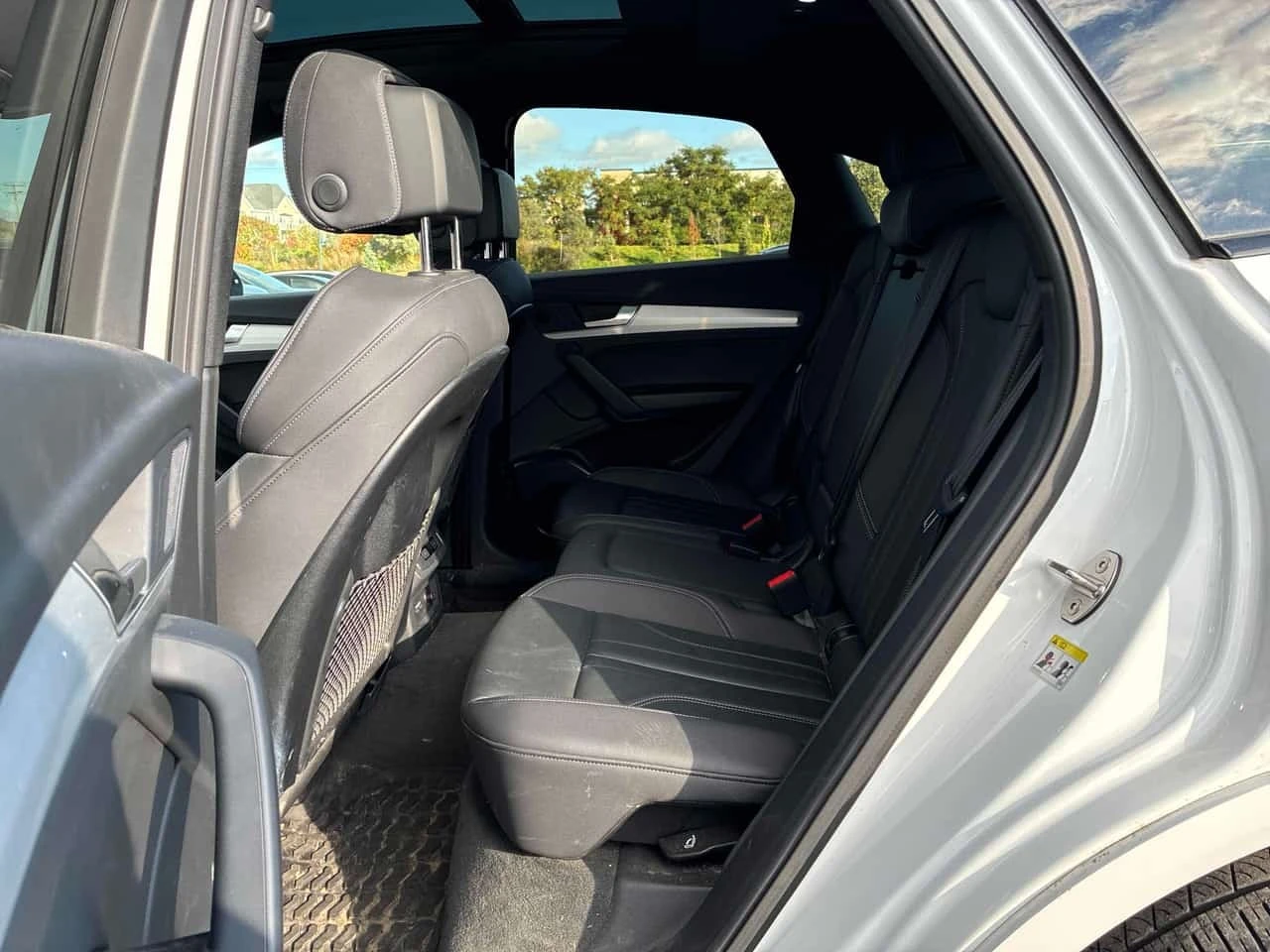Audi Q5 Sportback Progressiv  CARFAX, снимка 12 - Автомобили и джипове - 56290276
