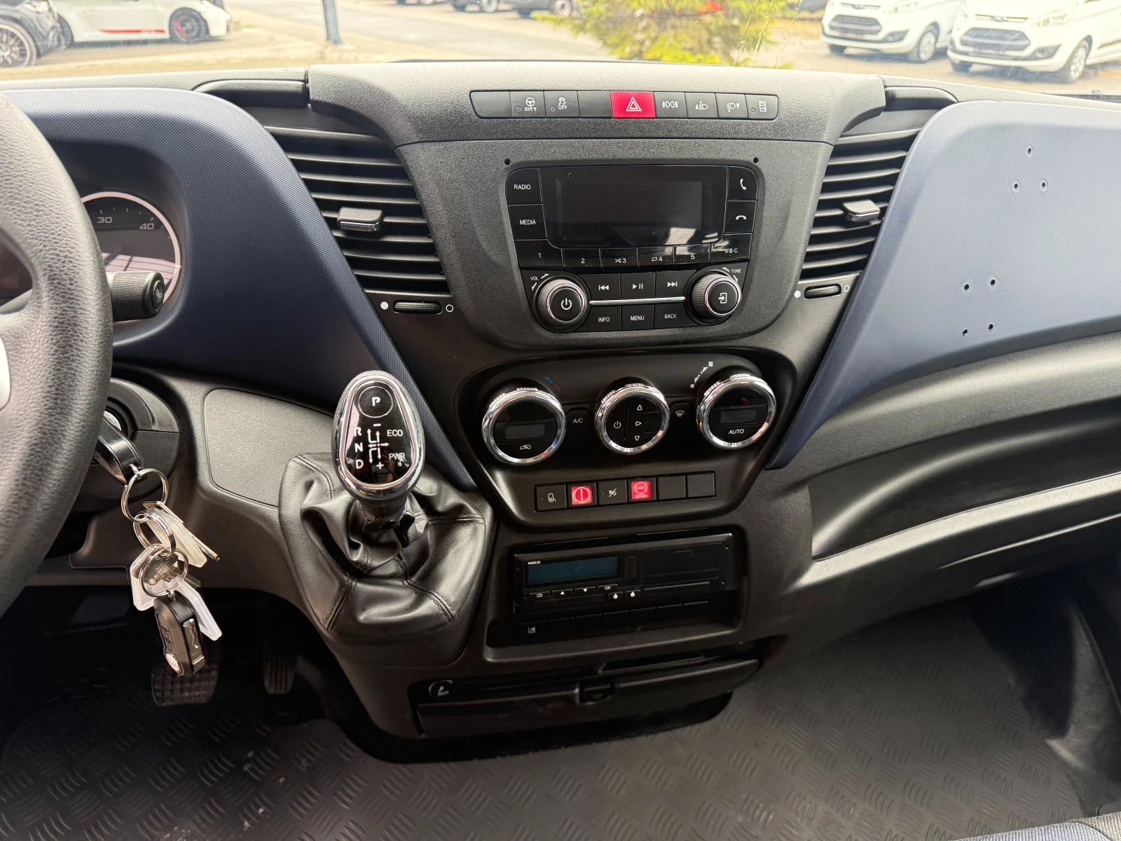 Iveco Daily 50C18 3.0HPI �� 3.5�. 3.55�. �����  - New Model  | Mobile.bg � ����������� 16