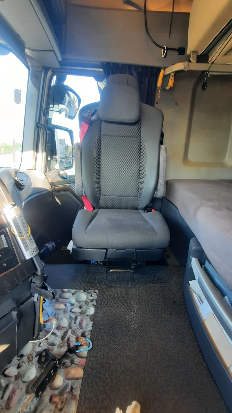 Renault T, снимка 7 - Камиони - 52410484