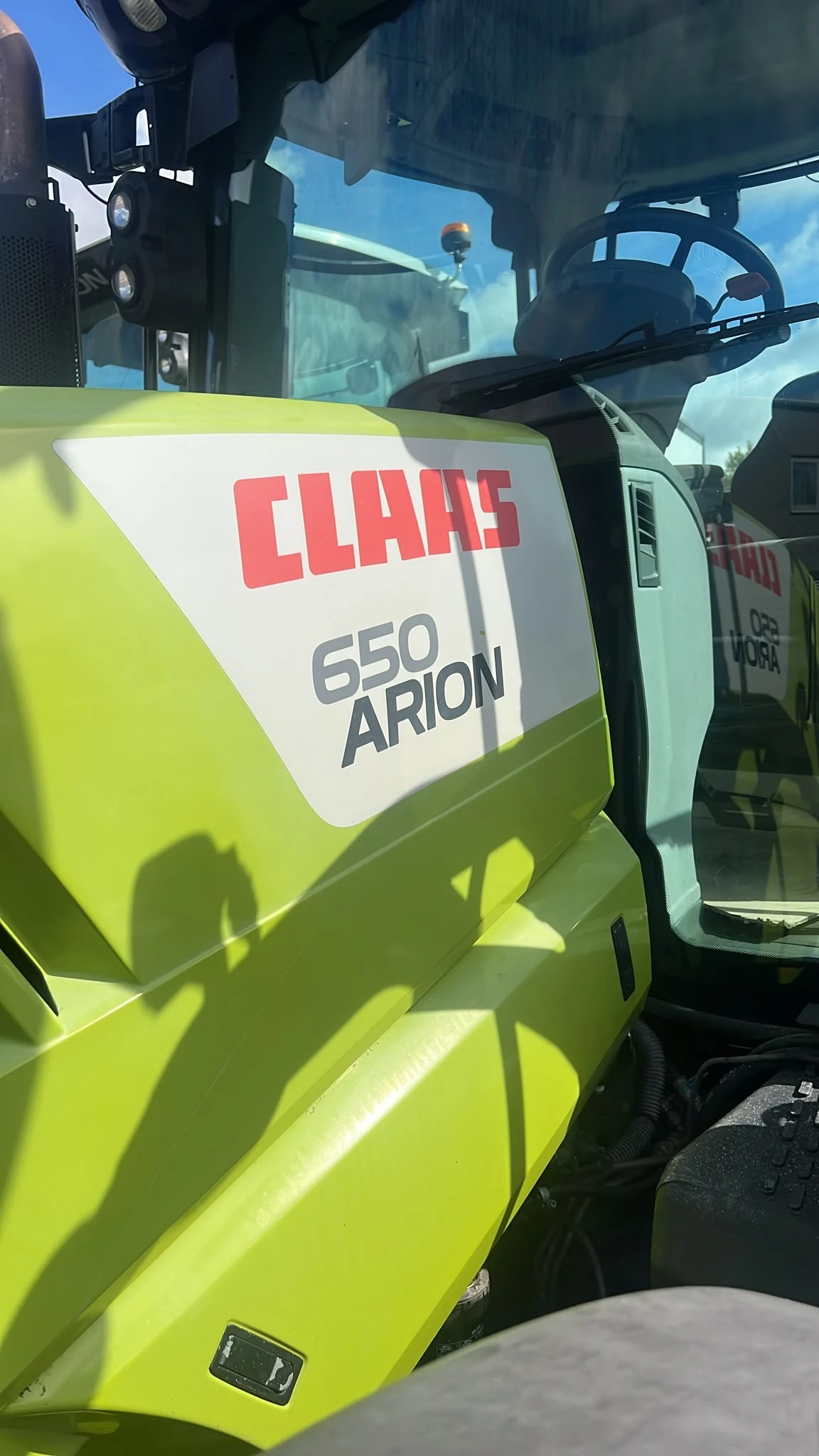 Трактор Claas ARION 650 CEBIS CMATIC НАВИГАЦИЯ ЛИЗИНГ, снимка 6 - Селскостопанска техника - 56021163