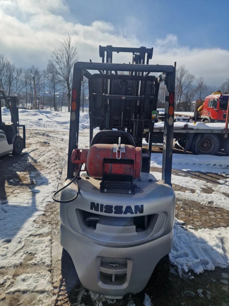 Мотокар Nissan Бензин- Газ, снимка 3 - Индустриална техника - 53199035