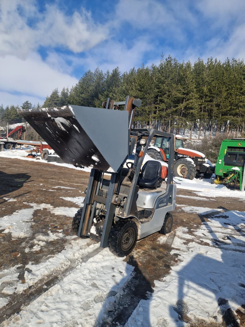 Мотокар Nissan Бензин- Газ, снимка 11 - Индустриална техника - 53199035