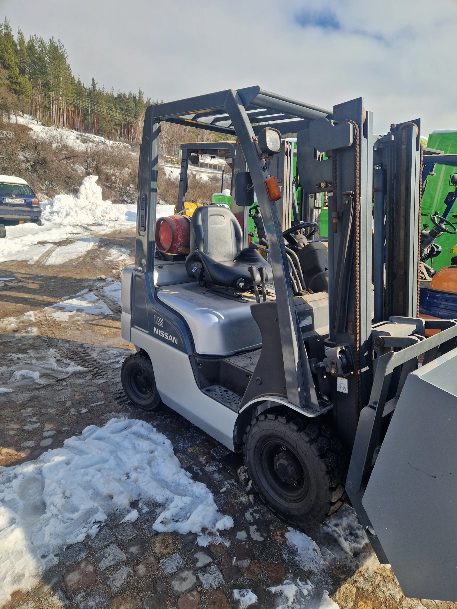 ������� Nissan ������- ��� | Mobile.bg � ����������� 2