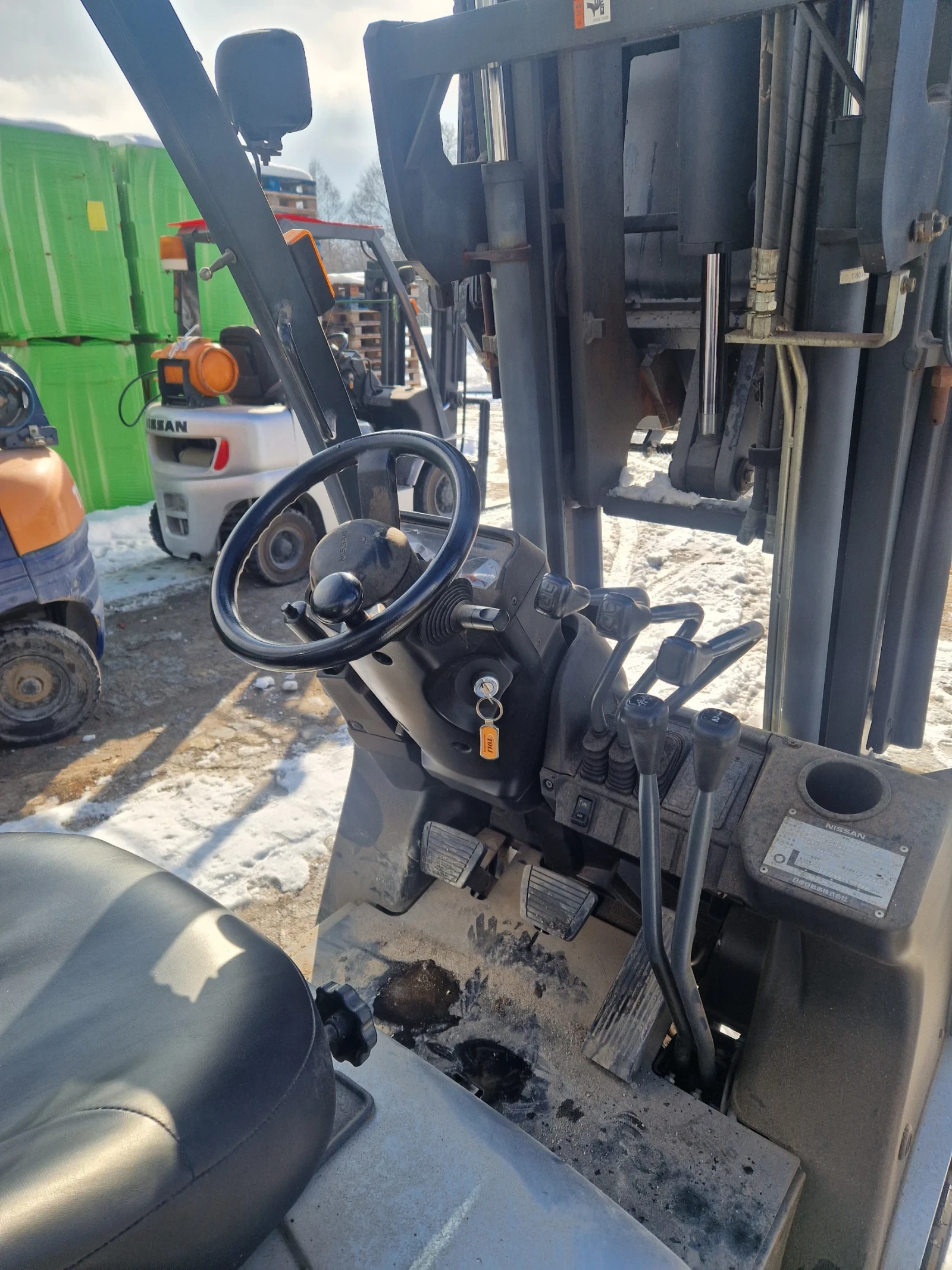 ������� Nissan ������- ��� | Mobile.bg � ����������� 8