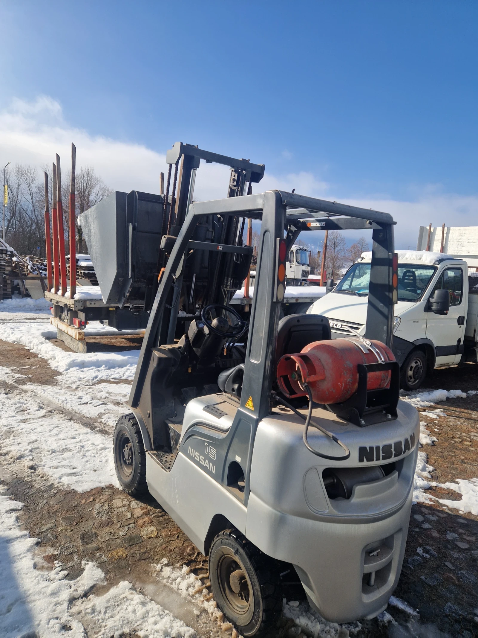 ������� Nissan ������- ��� | Mobile.bg � ����������� 4