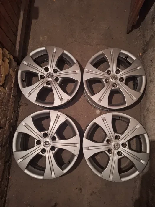 ������ �� Renault | Mobile.bg � ����������� 4