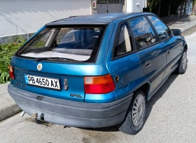 Opel Astra 1, 6 бензин , снимка 4